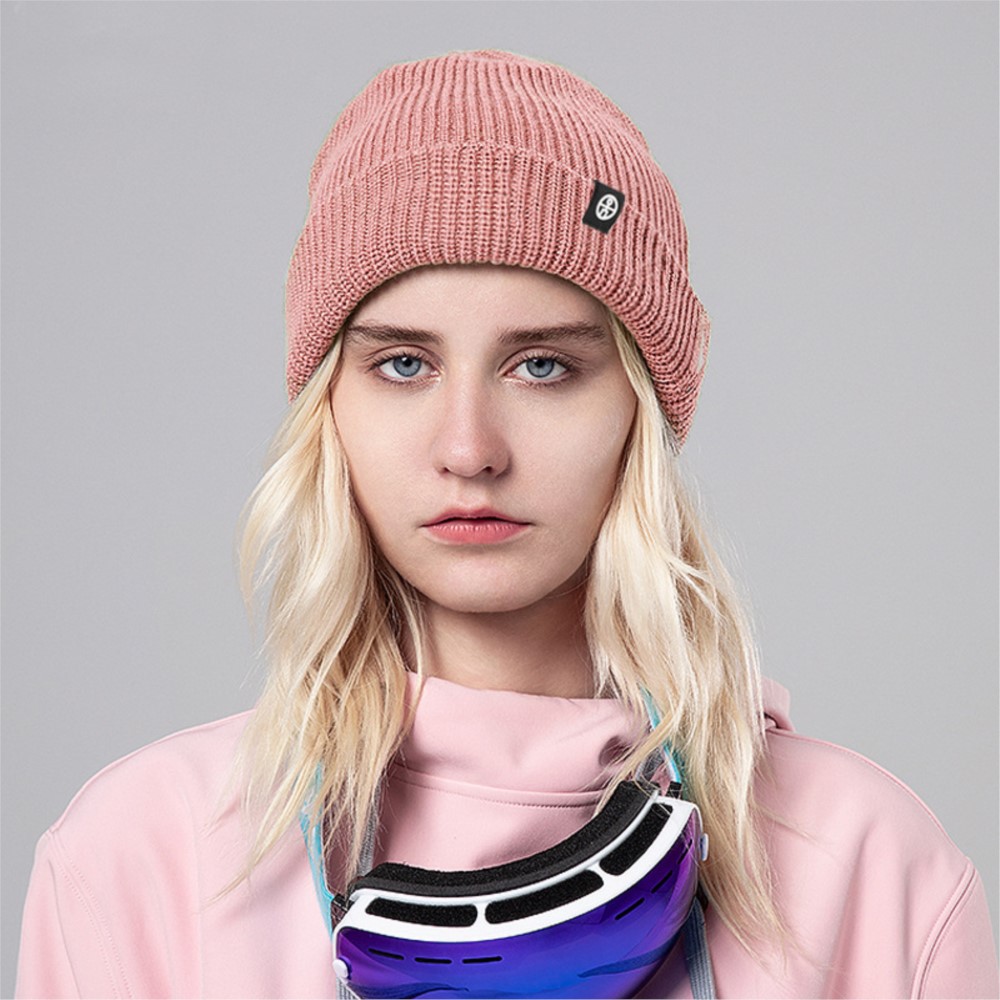 必須アイテム。多用途で、コンパクトに収納できる、リブ編みのニ - Packable Hat Nylon のレビューと価格